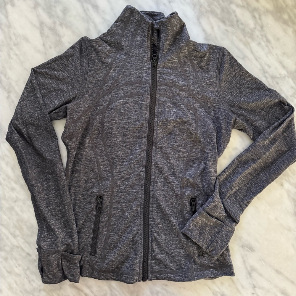 Lululemon size 8 Define workout zip jacket gray black